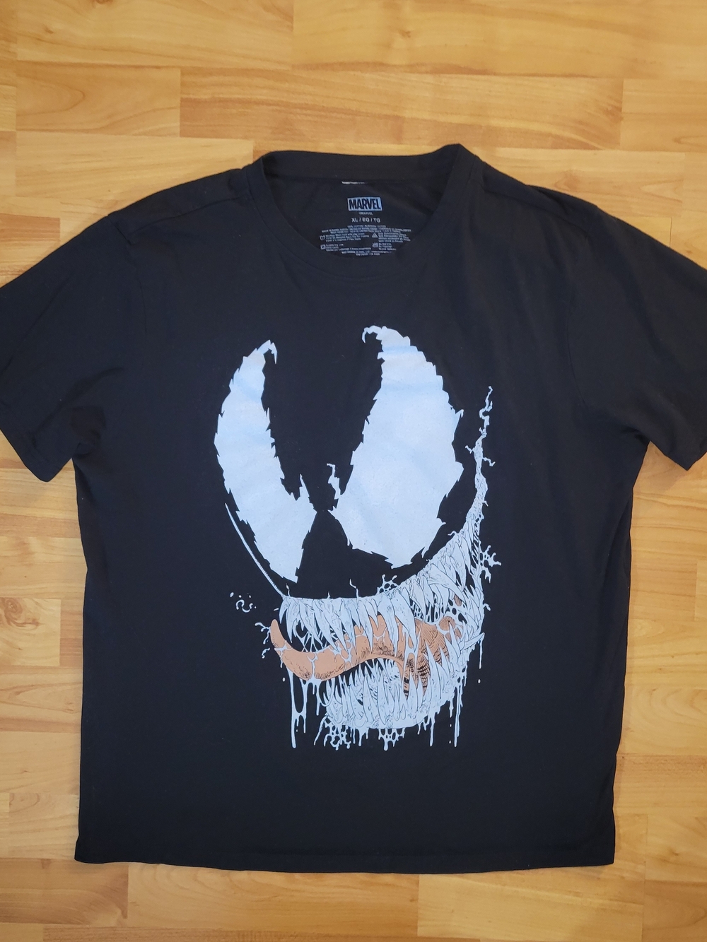 Marvel VENOM Big Face Spiderman Horror Black Graphic T-Shirt, Men's XL